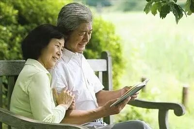 全新的八月，致我最爱的人