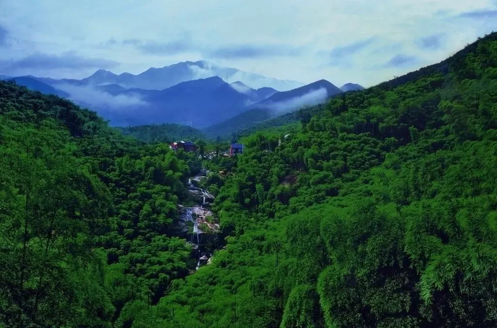 杭州山溝溝旅遊區13地址:杭州市餘杭區塘棲鎮超山風景區餘杭超山風景