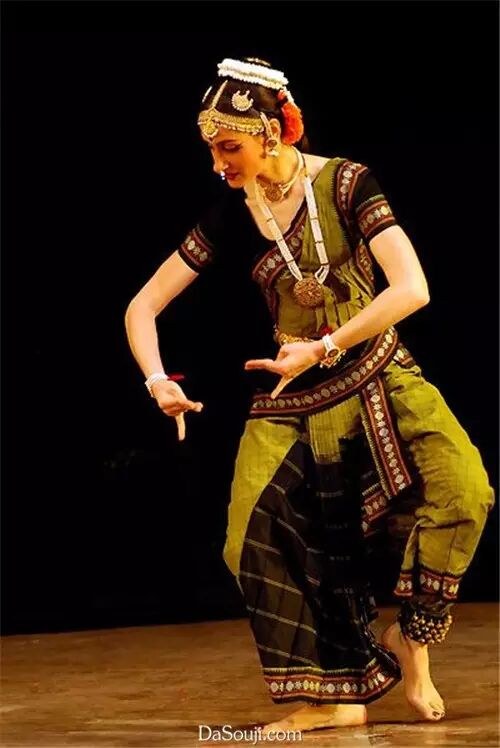 印度舞婆娑摇曳曼妙妖娆