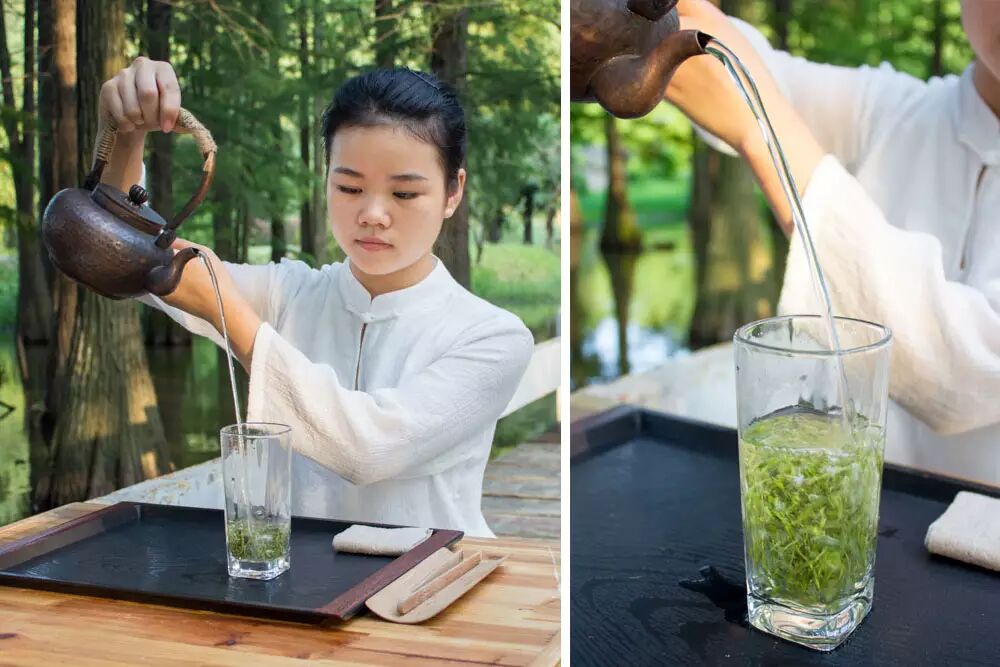 ⑩ – 凤凰三点头 – 此时,双手端杯,与目光平齐,仿若欣赏一杯春天的