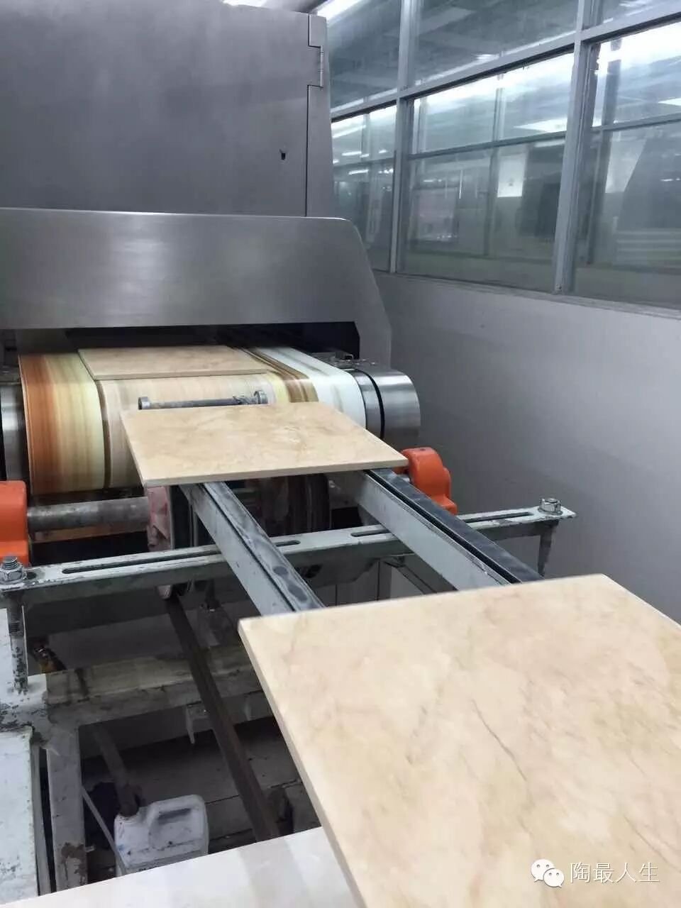 陶瓷|如何让喷墨印花的发色更完美?