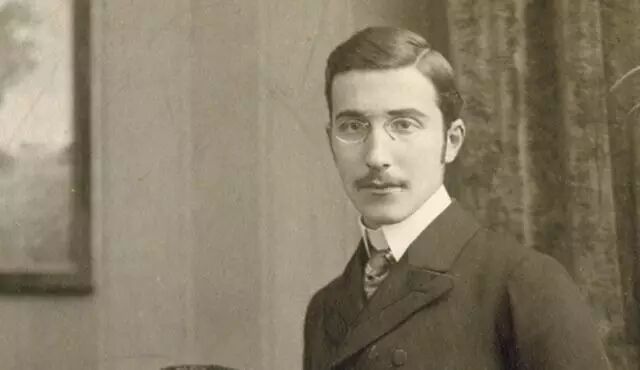 年轻时玩摇滚乐,自学德语翻译里尔克诗全集,年仅42离世