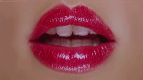 听芭姐一句话:夏天就是要花枝招展,就要"招蜂引蝶",听老公的瞎扯根本