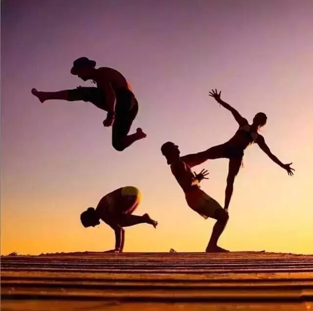 一条路走久了,一起同行的伙伴越来越多.