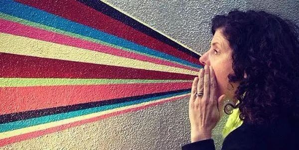 如何在短时间内清晰表达观点,并有效说服他人?