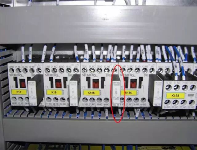 【干货】图文详解电气控制柜元件安装接线配线规范的图31