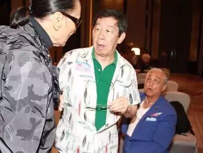 79岁谢贤当众拳打80岁曾江 怒骂其装病矫情