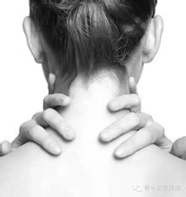 预防颈椎病 这些动作很靠谱
