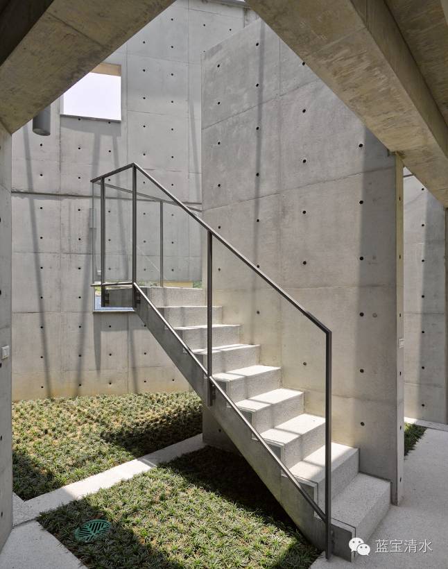 清水混凝土,用纯粹的建筑语言传达丰富的内涵