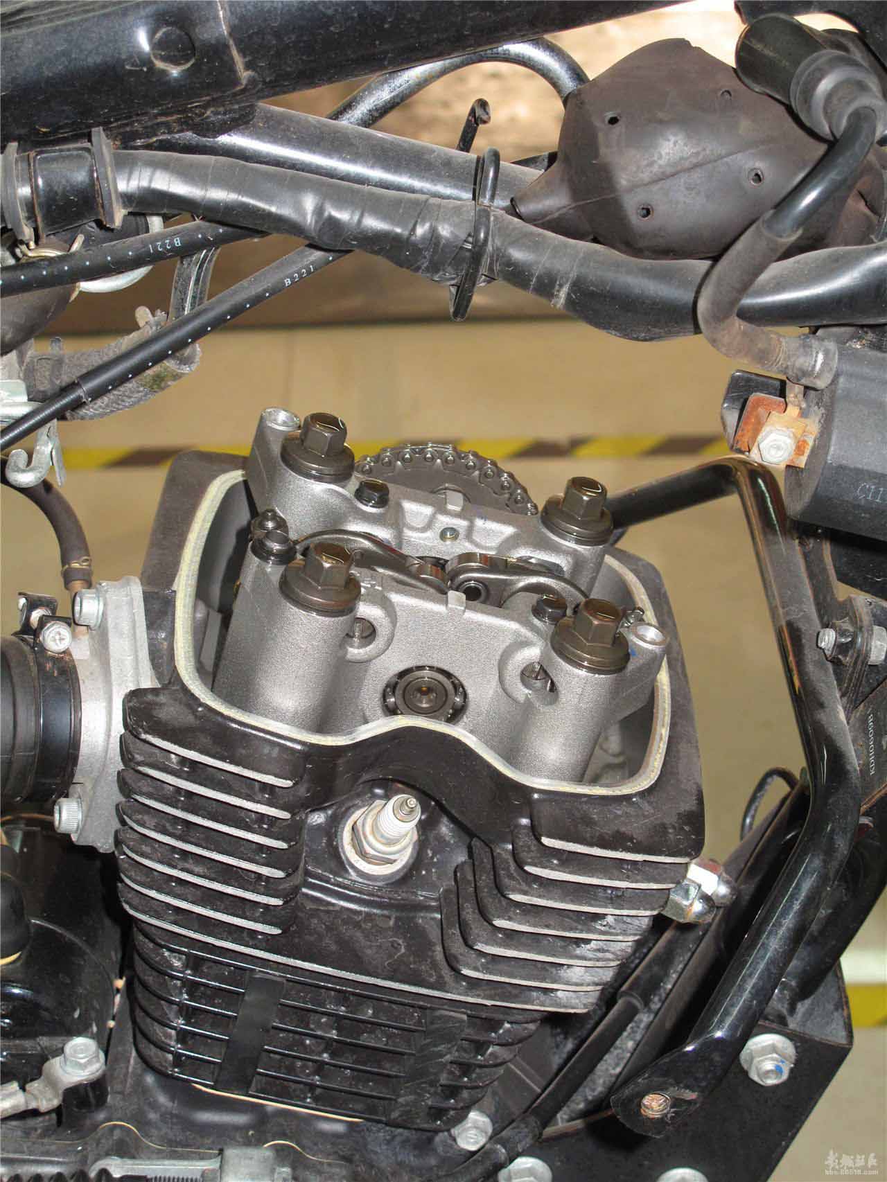 了解战神的世界:一切都从拆解缸头 这就是cbf150发动机的内部结构了