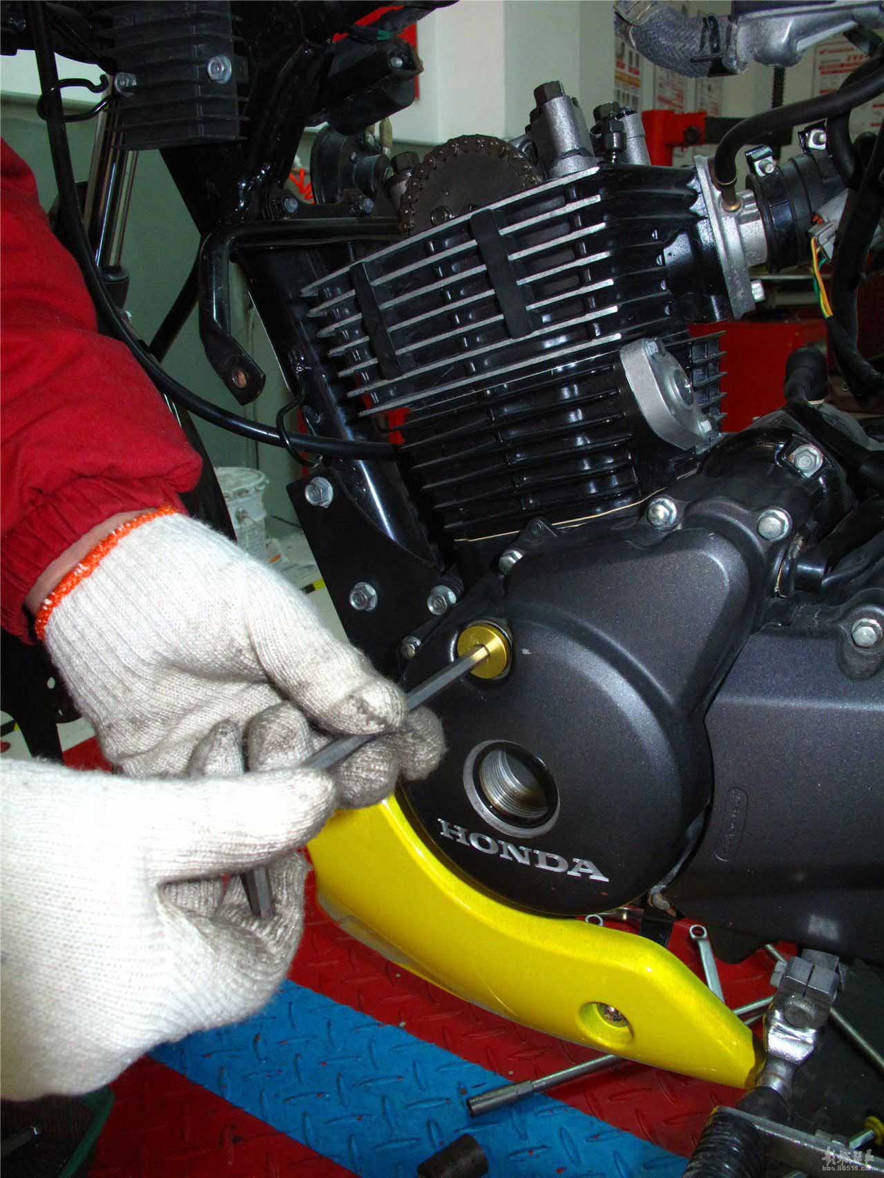 了解战神的世界:一切都从拆解缸头 这就是cbf150发动机的内部结构了