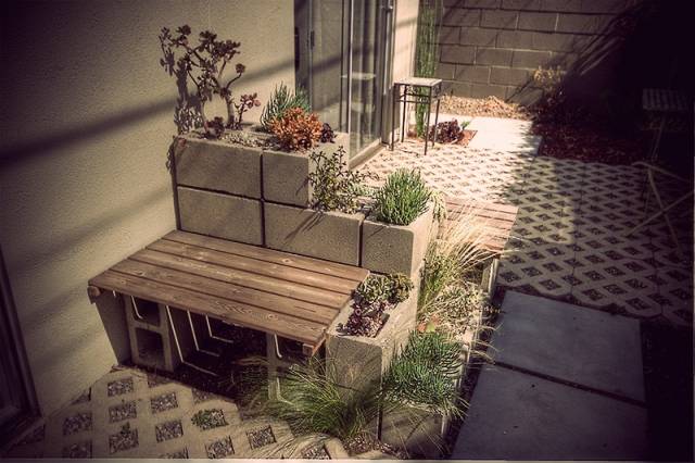 一块砖头，无所不能，如果只是拿来砌墙，就没意思了