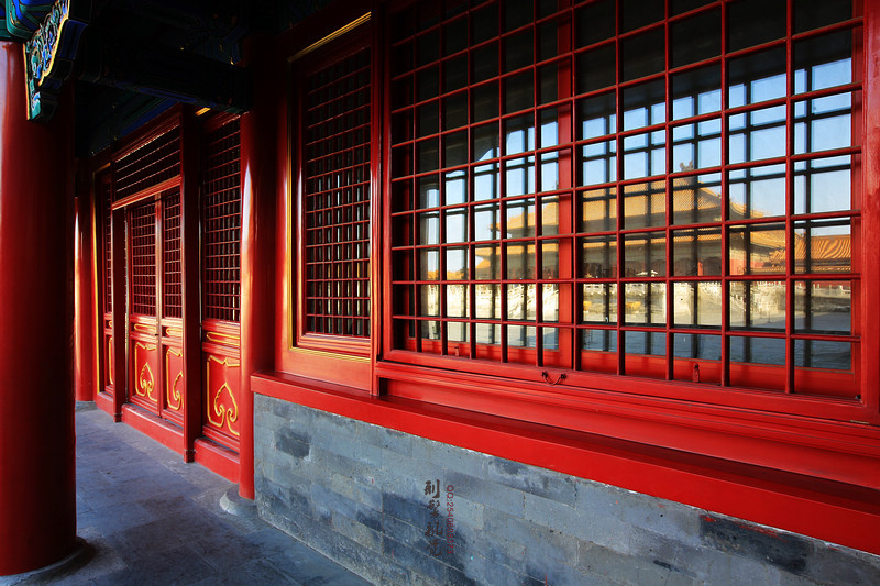 故宫的花窗带着历史的美