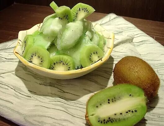 水果减肥食谱一,猕猴桃冰沙
