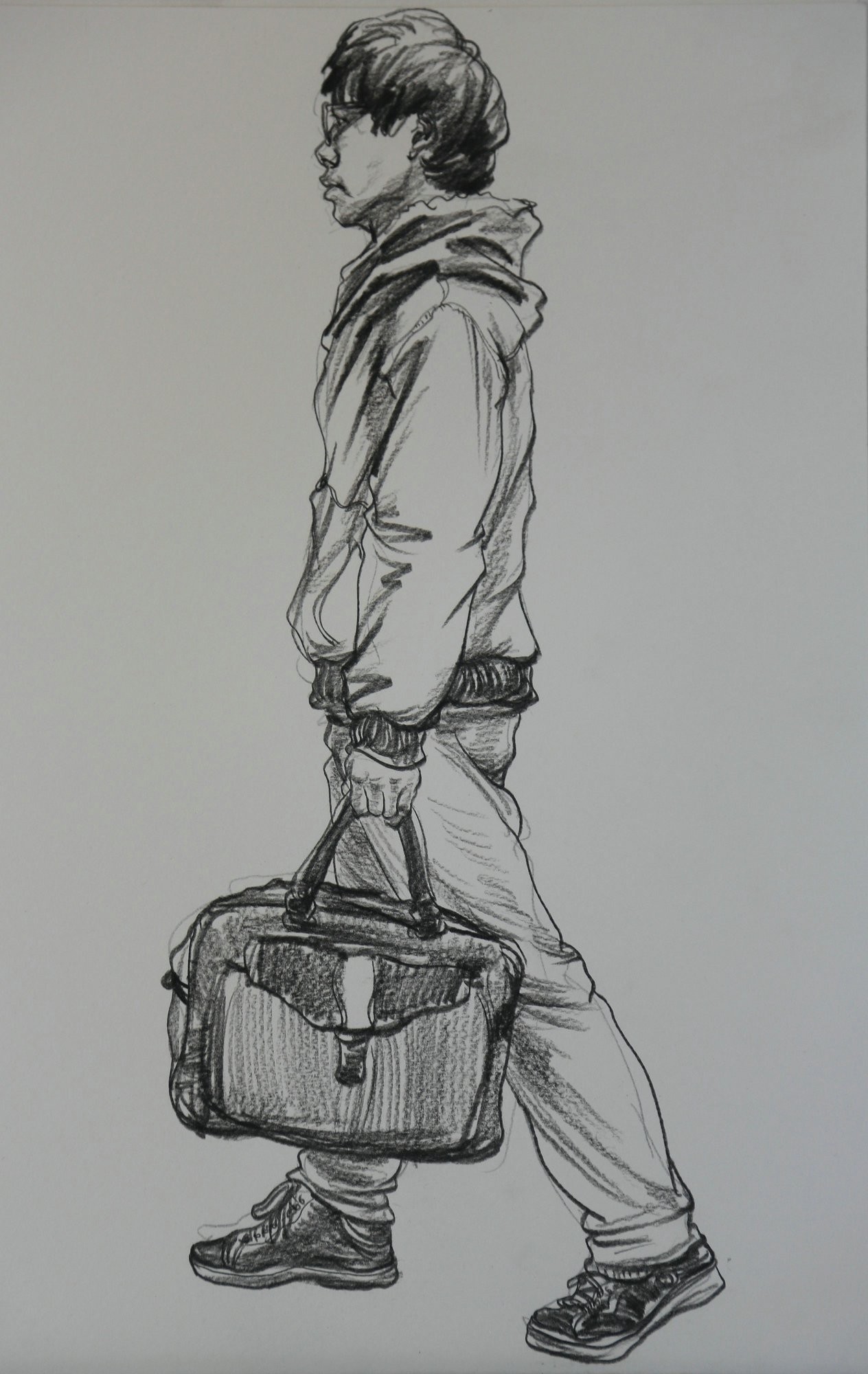 美术高考单人动态速写要领教你在考试中出奇制胜