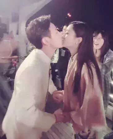 何炅出道23年零绯闻，一度被认为是Gay？最近被曝已隐婚20年？