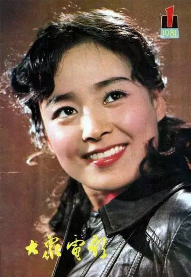 張瑜1973年從華山中學初中畢業後,任上海電影製片廠女演員,1977年初登