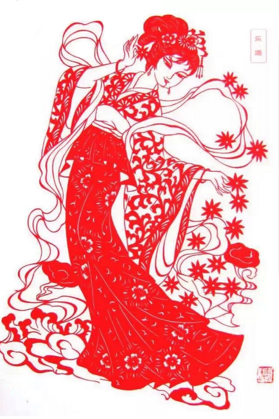 独树一帜,相对于传统仕女画,剪纸仕女图有着独特的表现力和艺术魅力