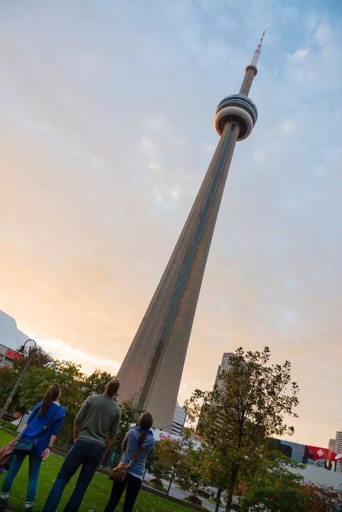 tower(canada national tower),是多倫多的標誌性建築,也是加拿大國家