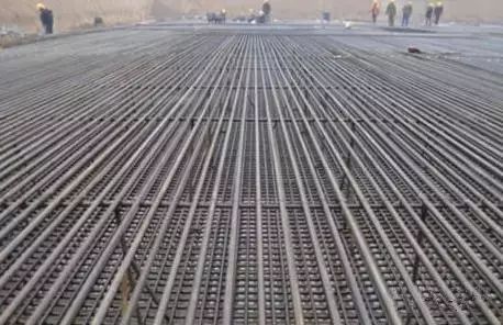 一栋33层住宅从基坑开挖到竣工的整个流程的图5