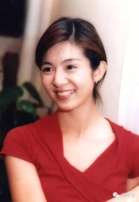 杨采妮年轻时图片