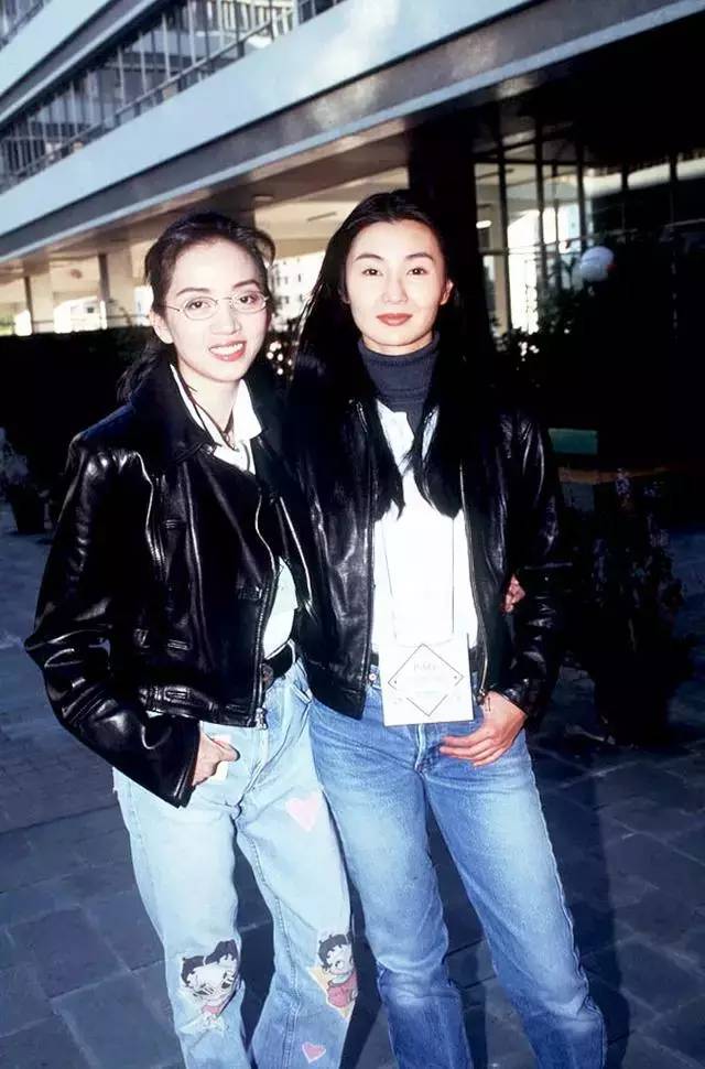 看看朱茵張曼玉25年前的穿搭，甩現在很多女星一條街！ 時尚 第12張
