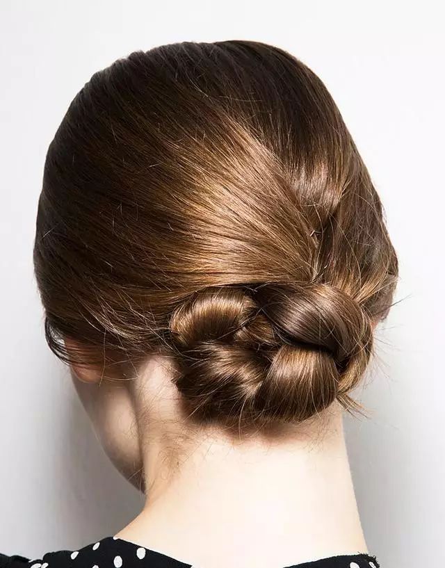 优雅又淑女的低发髻造型,美翻了!