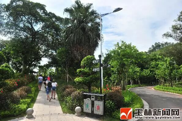 昔日的白马岭现在被改造成了马岭公园,成了玉林城区最南端的公园,也