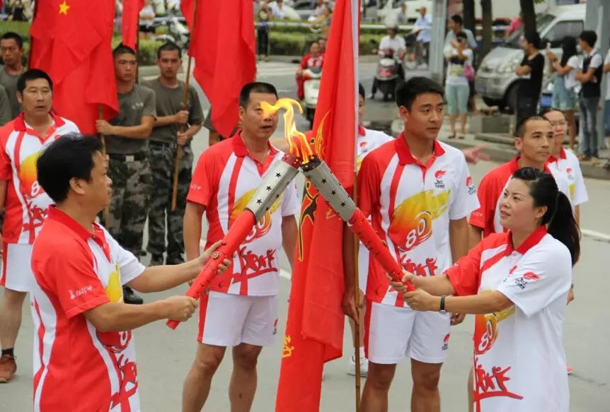 今天,红色旅游火炬在宁化传递,长征精神火种从宁化出发!