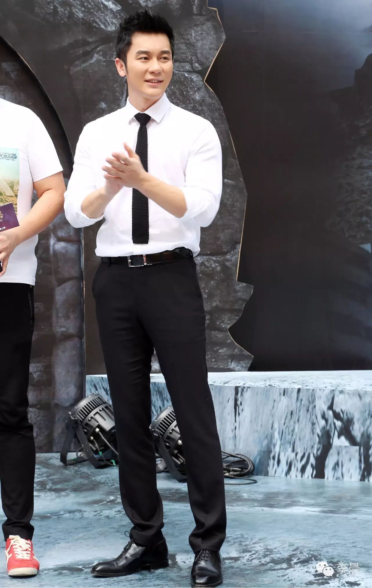 光头"王馆长"获齐声点赞基情戏都是陆川导演安排的