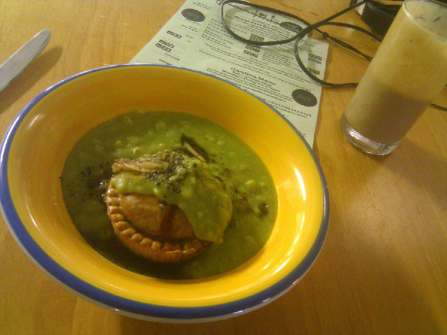 32 澳大利亚:pie floater