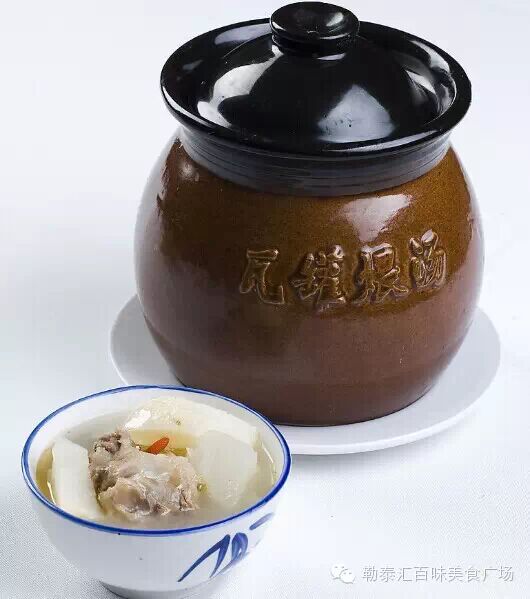 2014-05-28咸丰美食瓦罐煨汤观音桥店一,煨汤方法瓦缸为灶,土罐为器