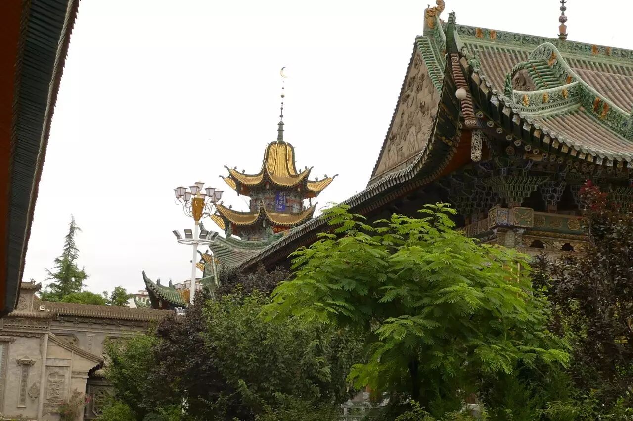 雨后的灵明堂拱北,真的很美!|兰州场地装修网络社区