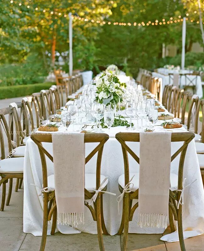 灵感户外婚礼在哪儿吃饭?户外婚礼餐桌装饰灵感图30张