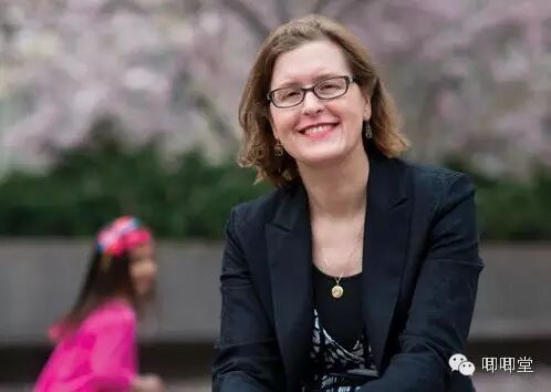 2015 十大最顶尖女性经济学家!