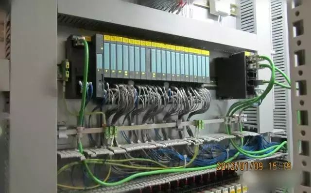 电气柜成套安装实例图解 ，值得收藏！的图9