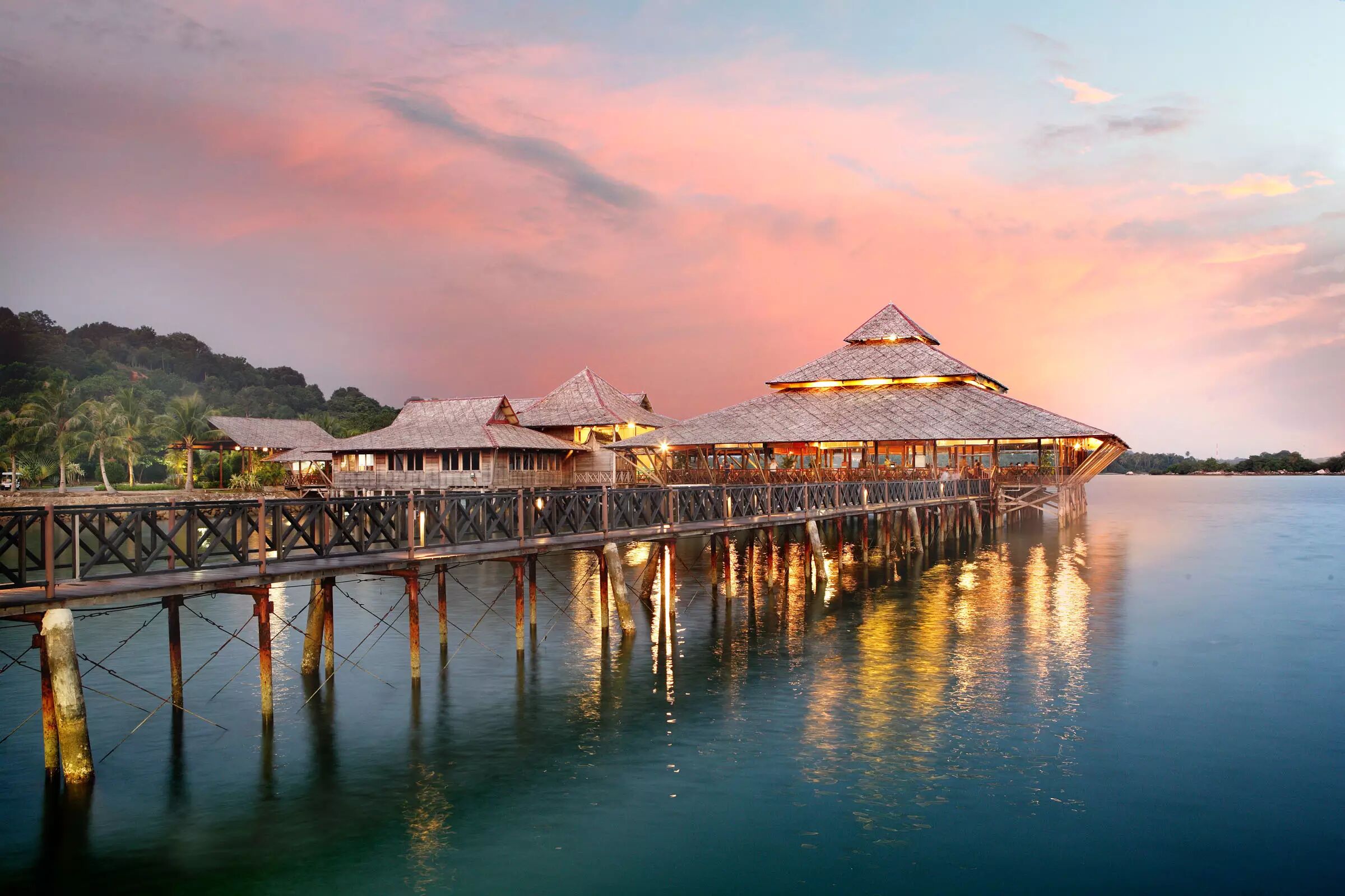 暑期父母游丨盘点那些适合带爹妈去的境外目的地!