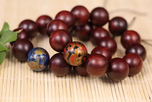 小叶紫檀手串不出浆应该怎么办