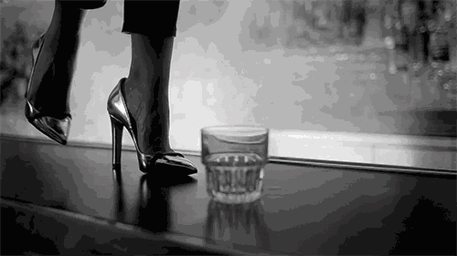 女人的高跟鞋其实是一个情趣玩具