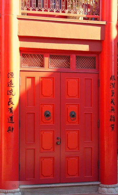 中国古建特色朱门