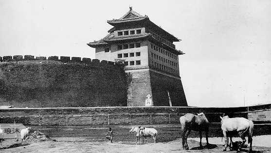 老北京城门 -- 内九外七皇城四(旧照片)