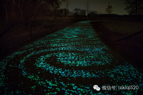 夜光自行车道源自梵高名画starrynight