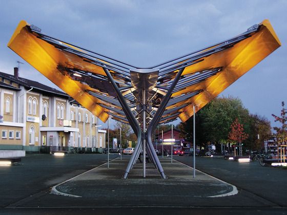 全球最具创意的33个公交车站第8个亮了