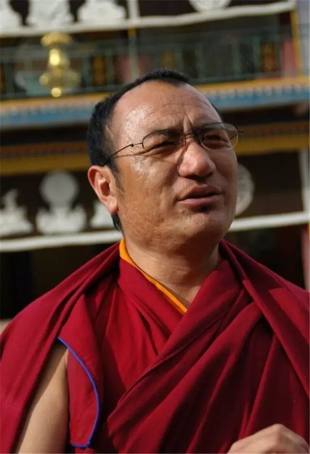 本月17号,观音山将隆重邀请四川阿坝查理寺觉弘尼玛大格西活佛在观音