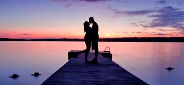 最新中外适合求婚的歌曲推荐!