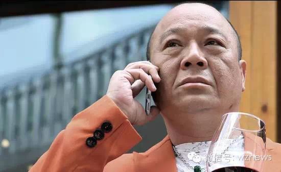 你们老大"大b哥"前天在温州酒吧被人打了.