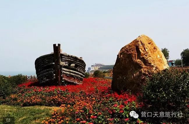 營口北海海洋公園 是國家級綜合海洋公園,位於營口市北海新區團山鎮