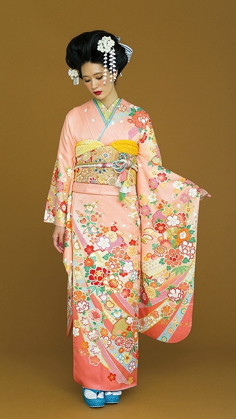 旗袍和服越南旗袍谁更美