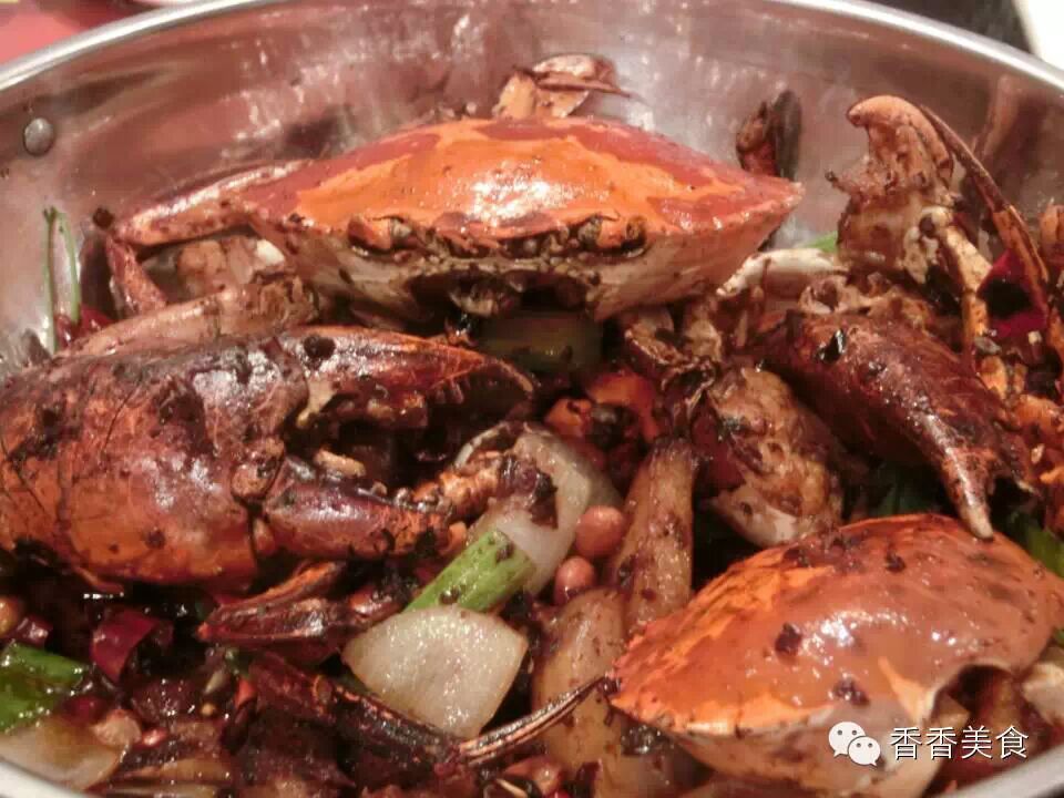 香香美食大嘴探店拜访有钳又任性的螃蟹君