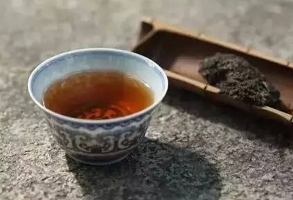 黑茶如何泡，才能适用不同的人